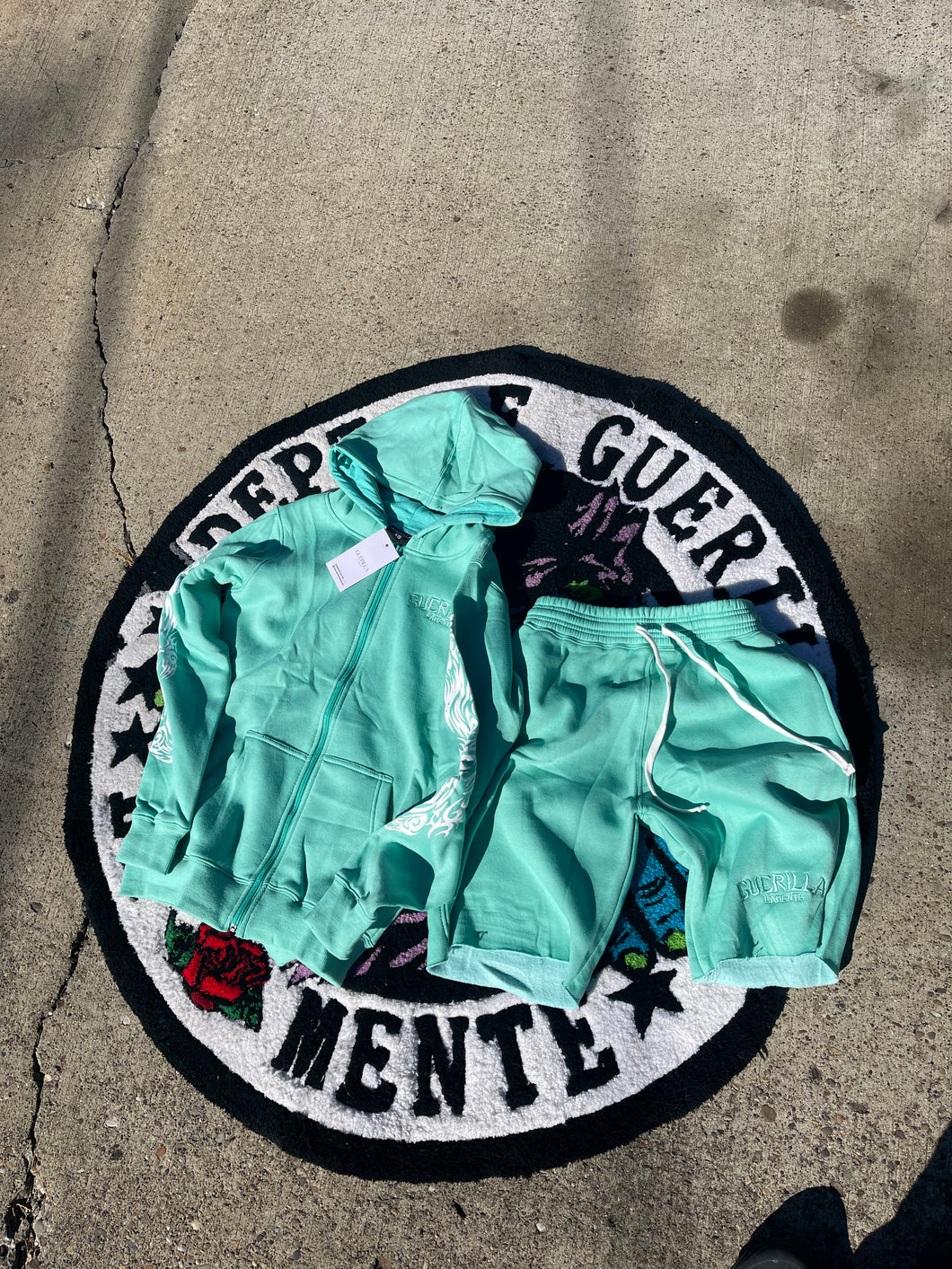 Guerilla Pastel (Mint)